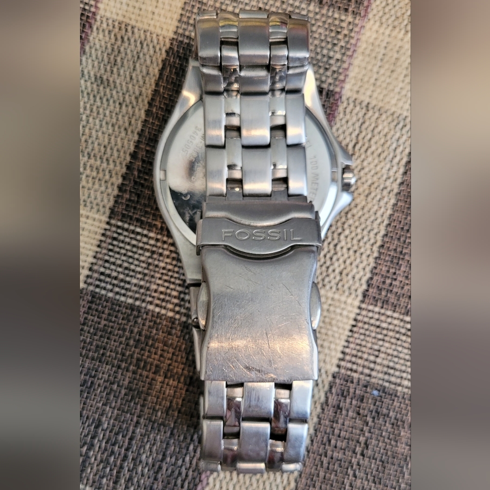 Mens watch - Picture 2 of 3